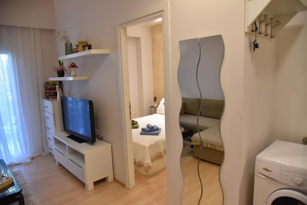 Tiny Treasure Apartment Athena Bagian luar foto
