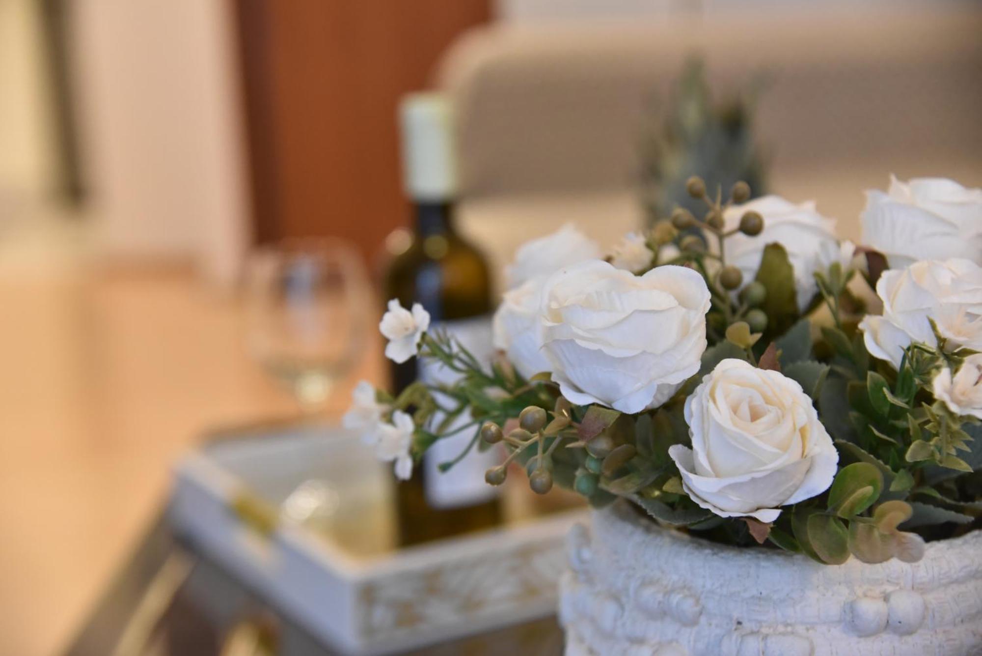 Tiny Treasure Apartment Athena Bagian luar foto